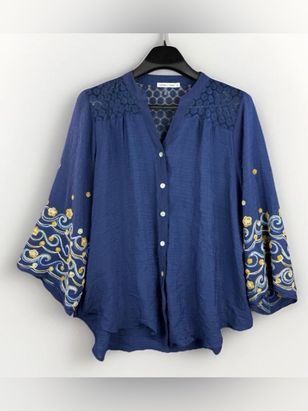 Figueroa & Flower Women's Blouse XL Tunic Blue Embroidered Boho Oversized